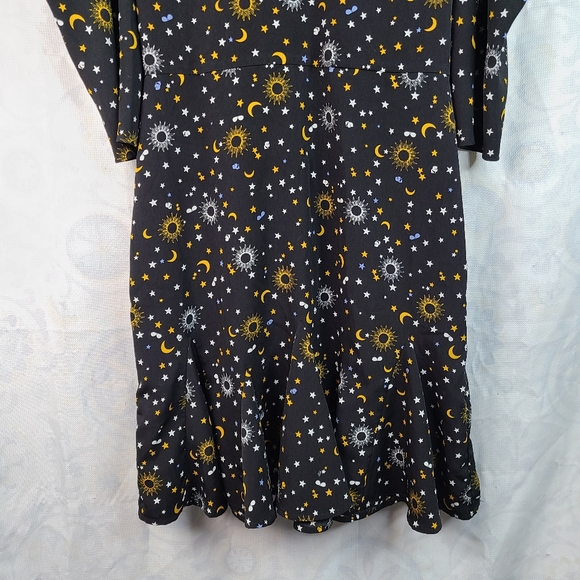 Karl Lagerfeld Paris Puff Sleeve Celestial print dress size 6 - Picture 4 of 16